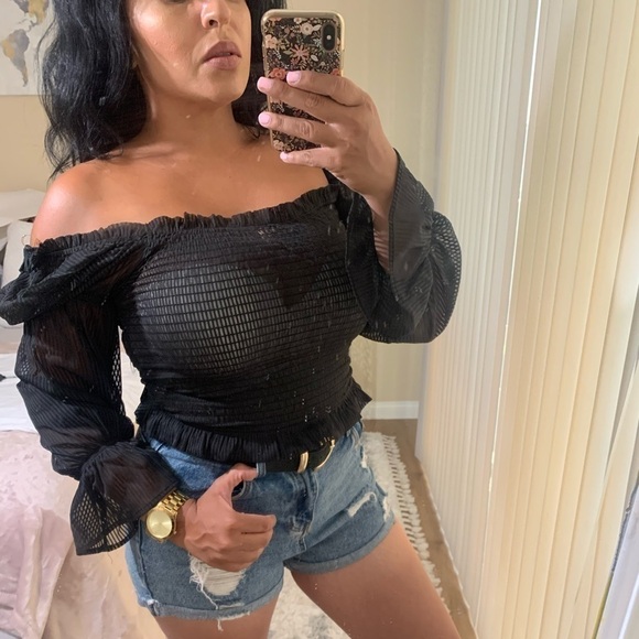 ♥️ NEW Ruffle Long Sleeve Semi Crop Sheer BLACK Top - Picture 1 of 3